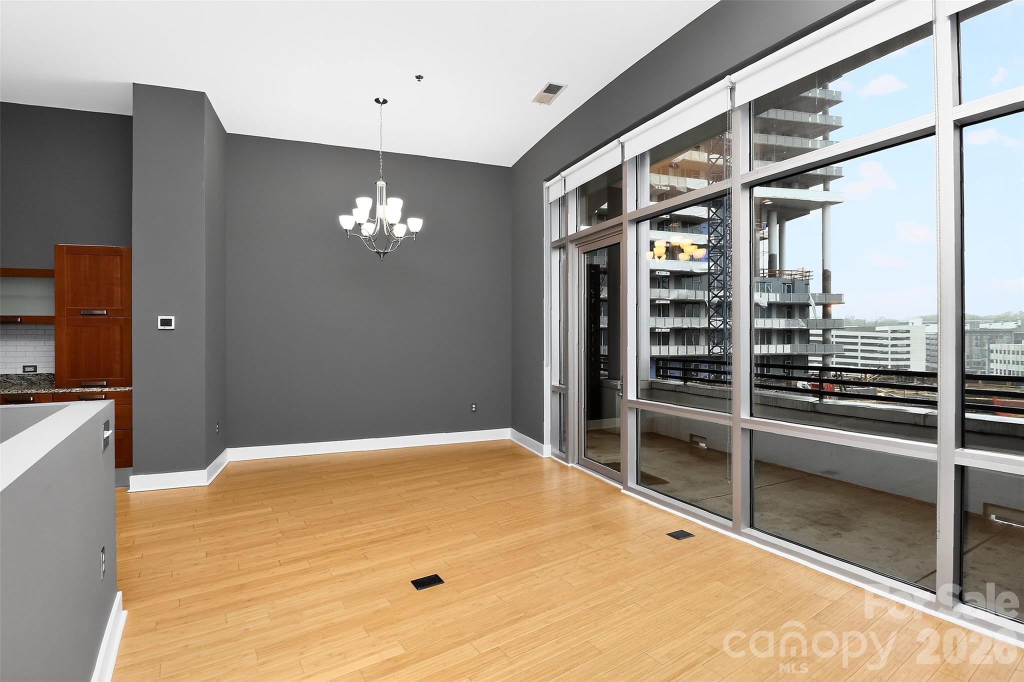 Metropolitan - Residential