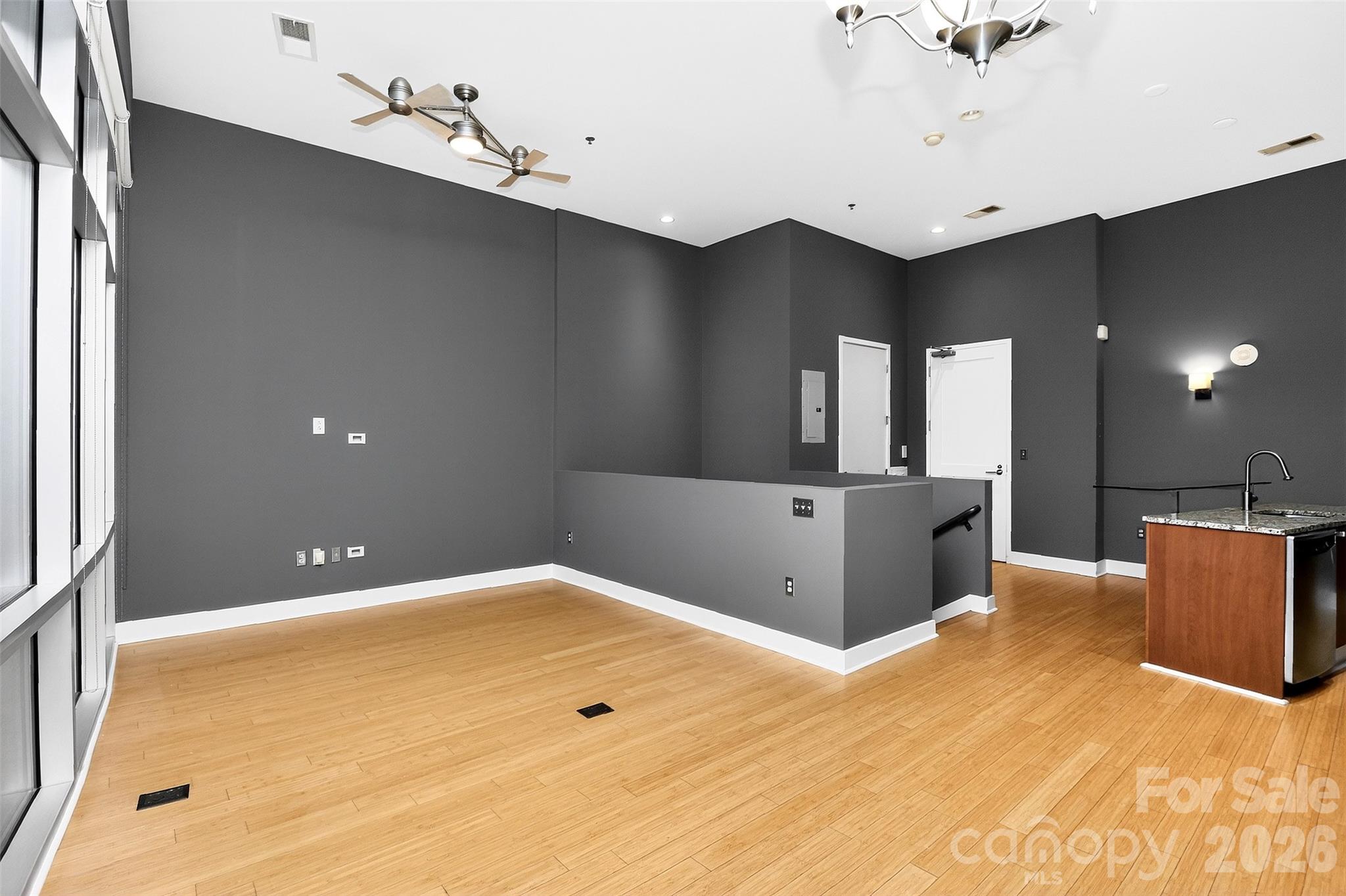 Metropolitan - Residential