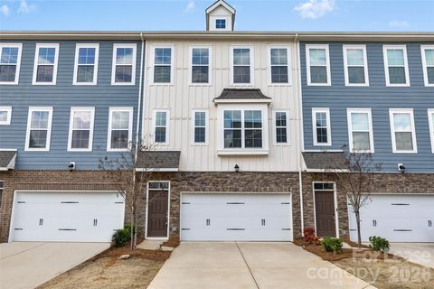 6985 Waterstone Drive Sherrills Ford NC 28673