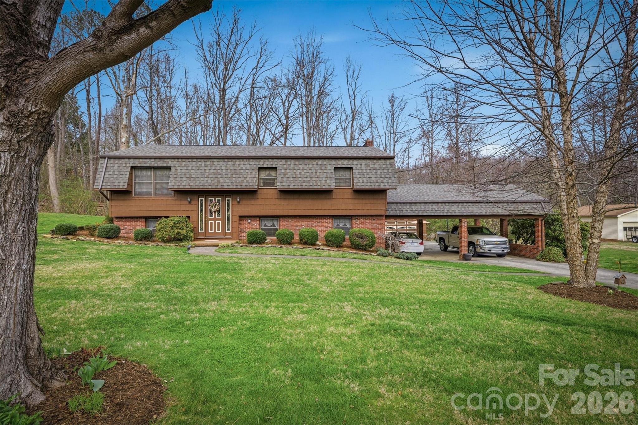 2480 Sweetbriar Circle