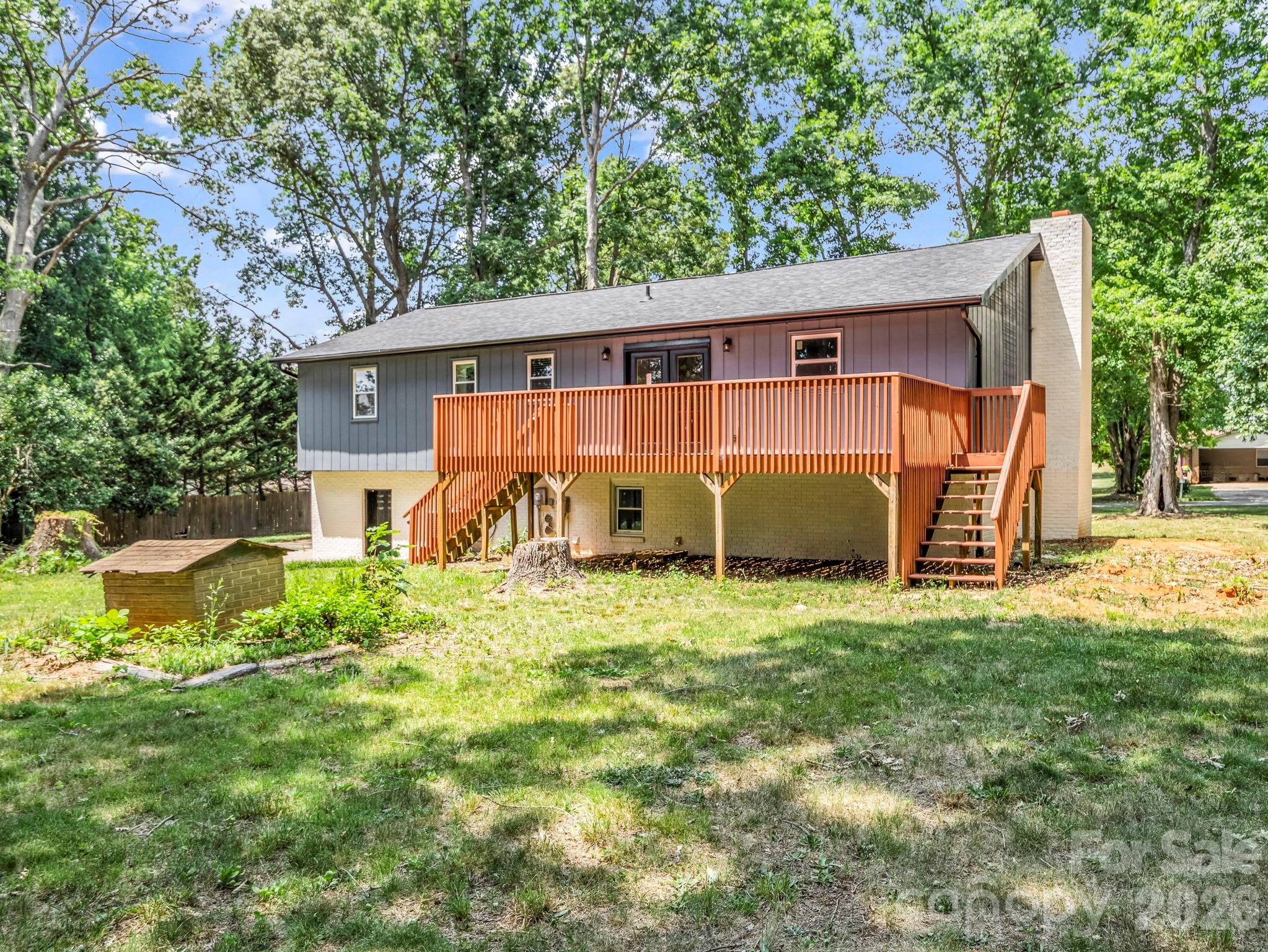 944 Woodland Drive
