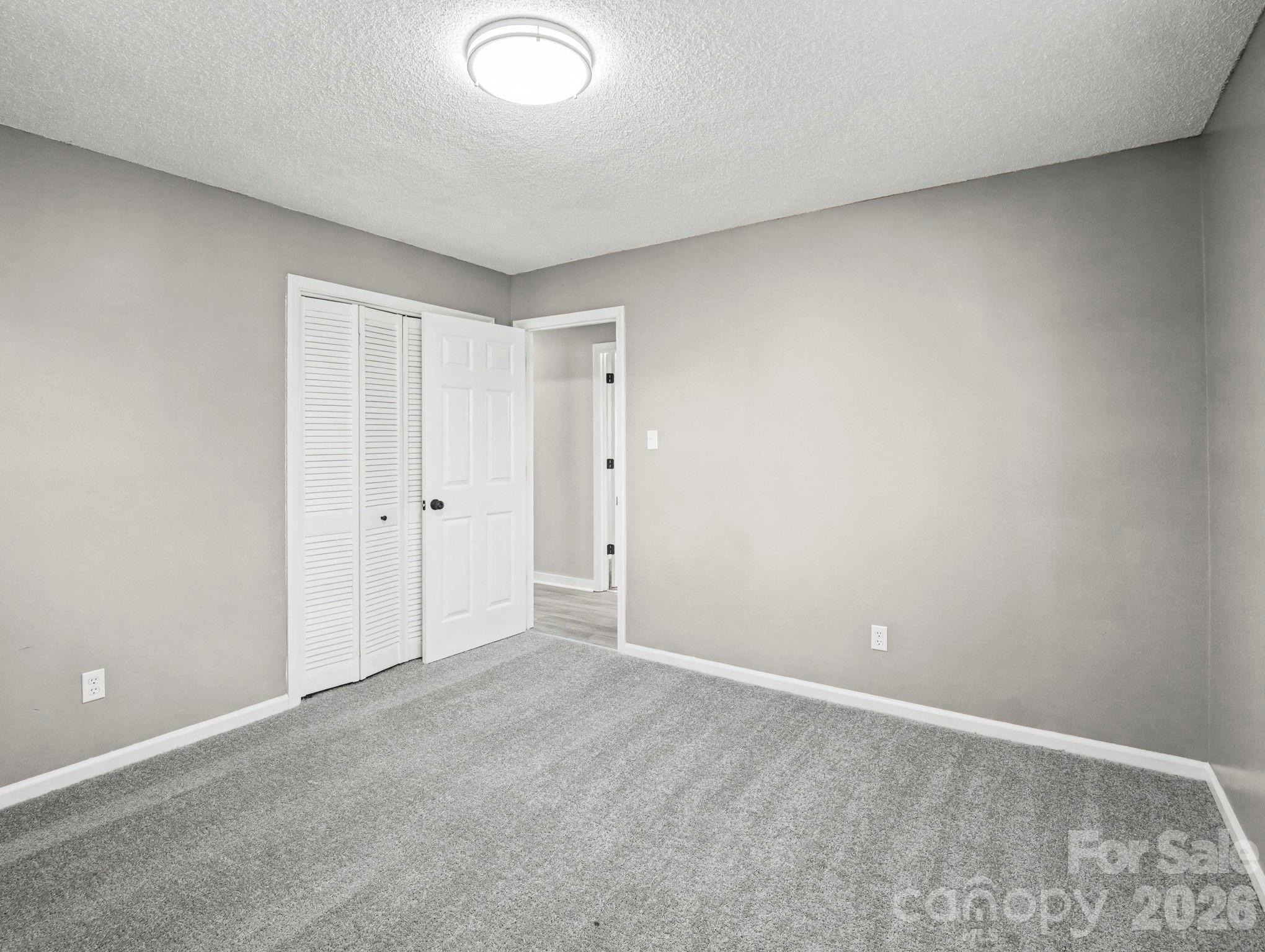 Oak Springs - Residential