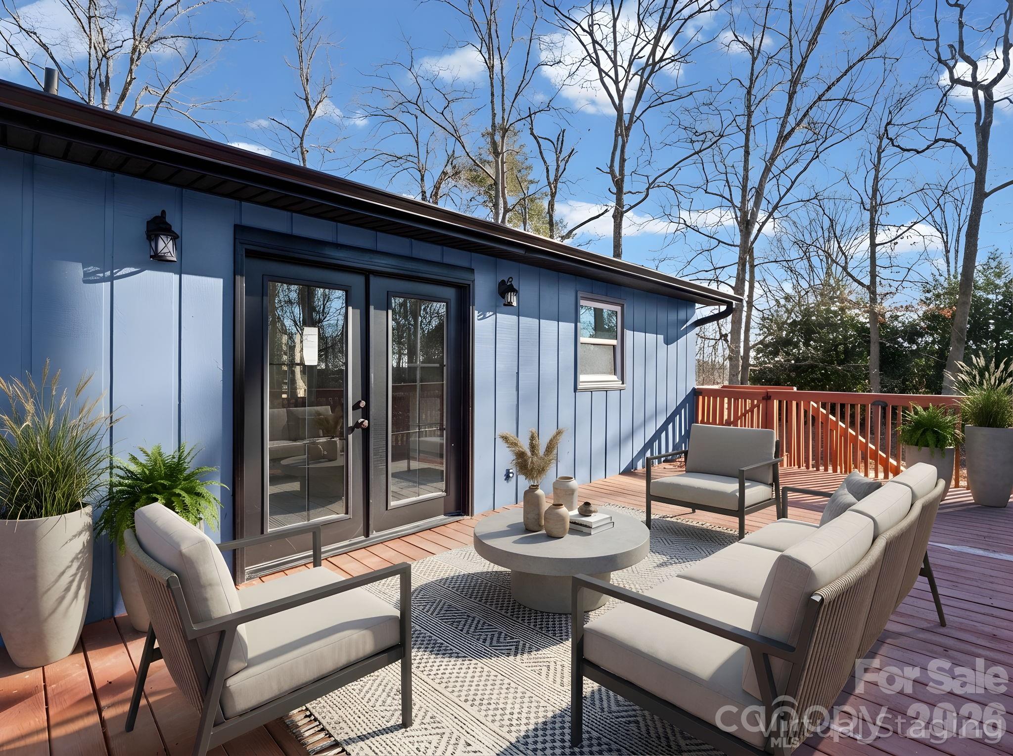 944 Woodland Drive