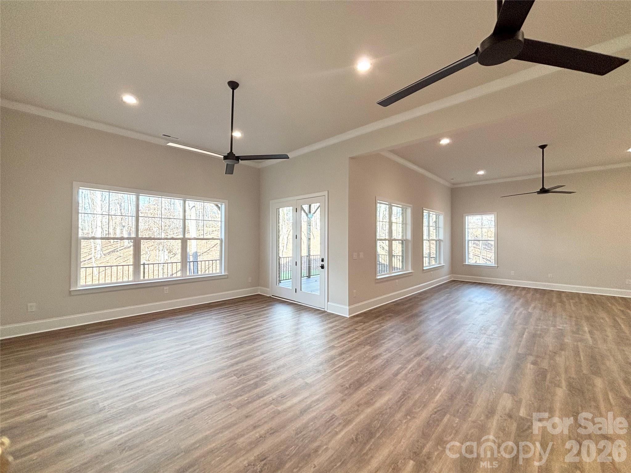 Irish Creek - Residential