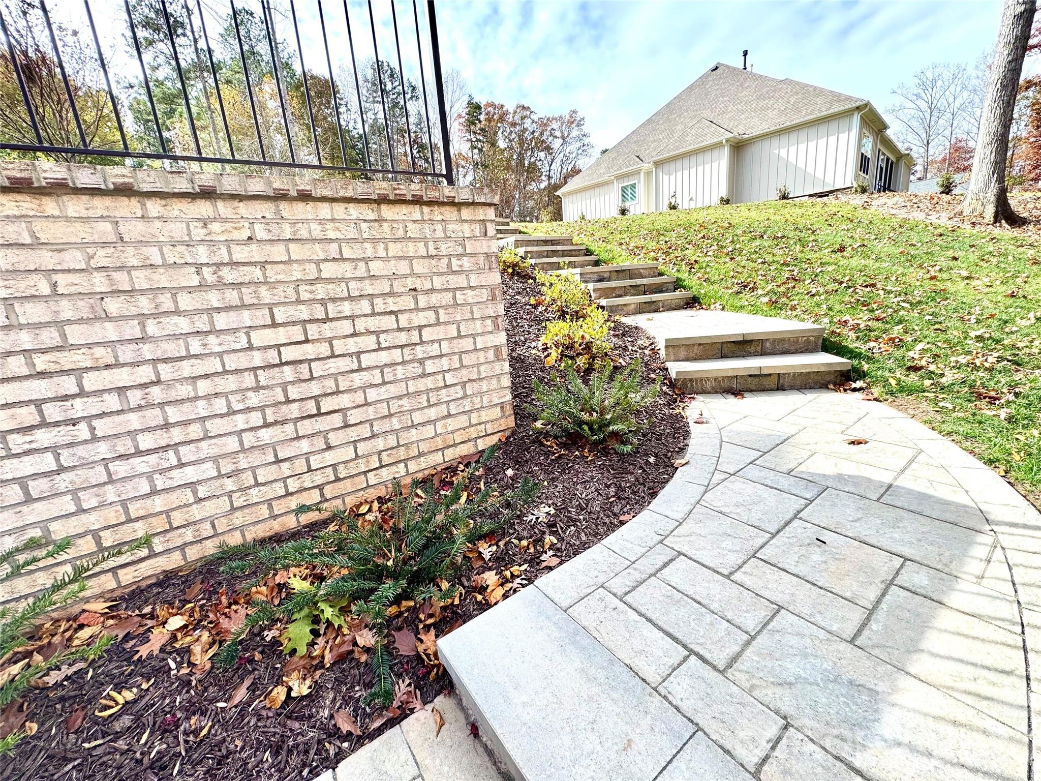 Irish Creek - Residential