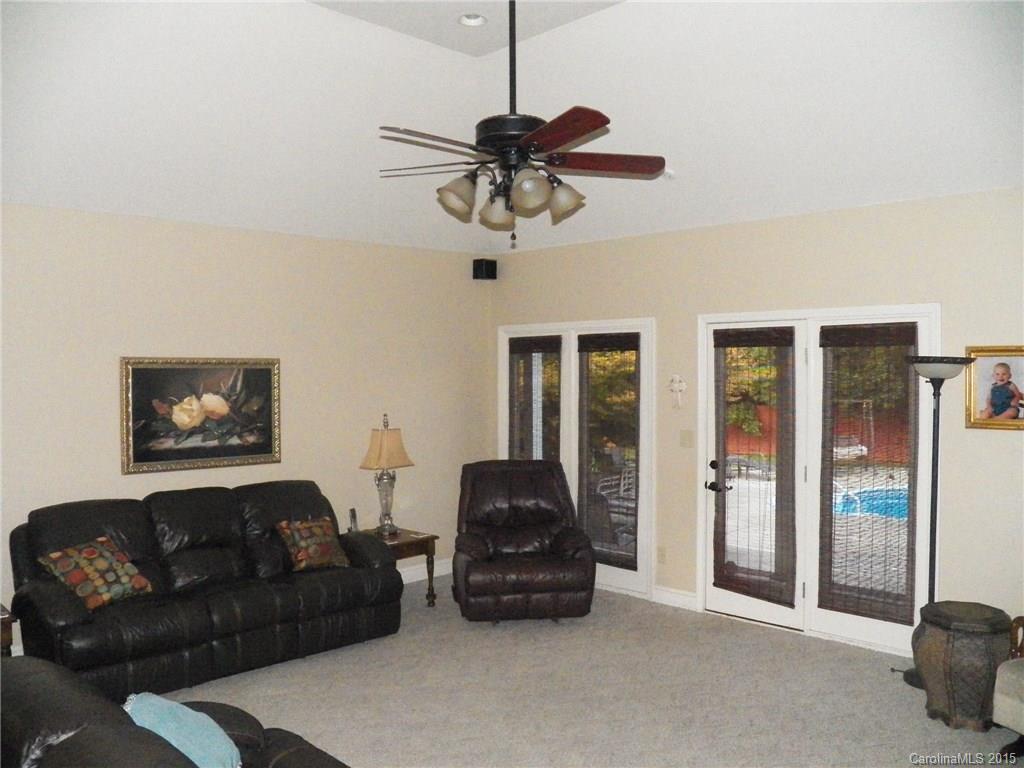 Crescent Downs - Residential