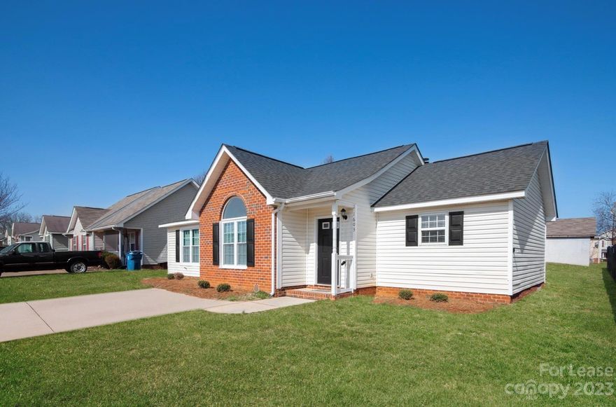 Welcome to this beautifully updated 3-bedroom, 2-bathroom home located in the charming city of Charlotte, 28216. With 1,140 square feet of living space, this home offers a cozy and comfortable atmosphere. As you enter, you'll be delighted by the modern touches throughout the house. The kitchen is a true highlight, featuring stainless steel appliances. The adorable kitchen offers lovely finishes on the countertops, cabinets, and flooring, creating a stylish and inviting space. 3 carpeted bedrooms. The primary bathroom offers a glass shower. Move out to the backyard and enjoy the spacious, flat backyard.