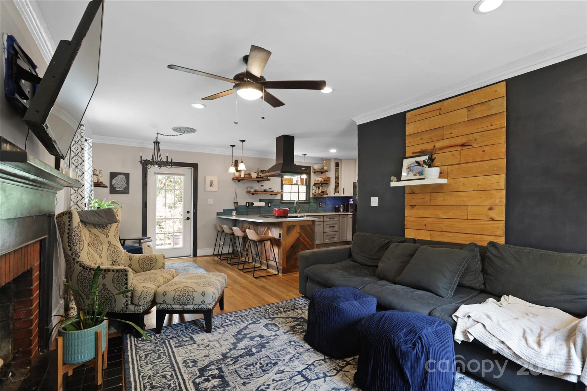 1825 Beckwith Place
