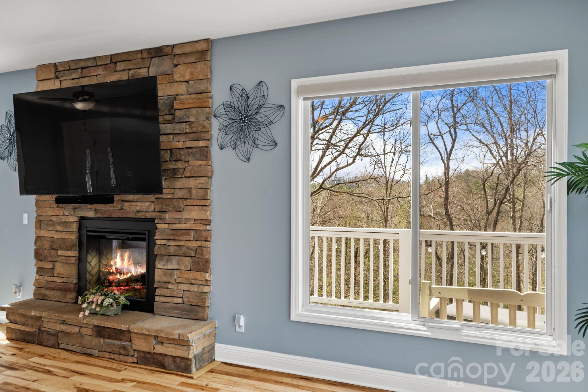 Laurel Woods - Residential