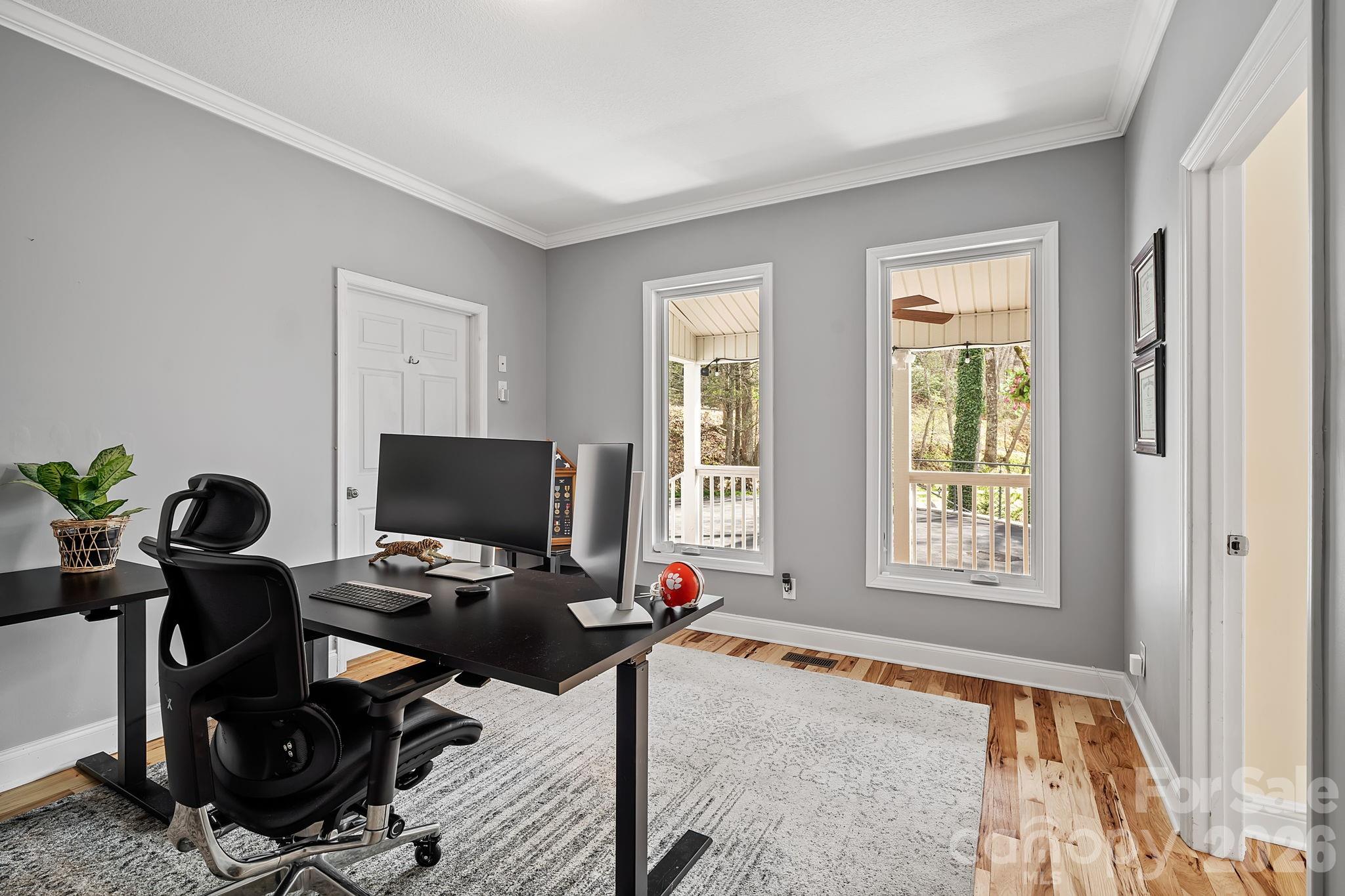 Laurel Woods - Residential