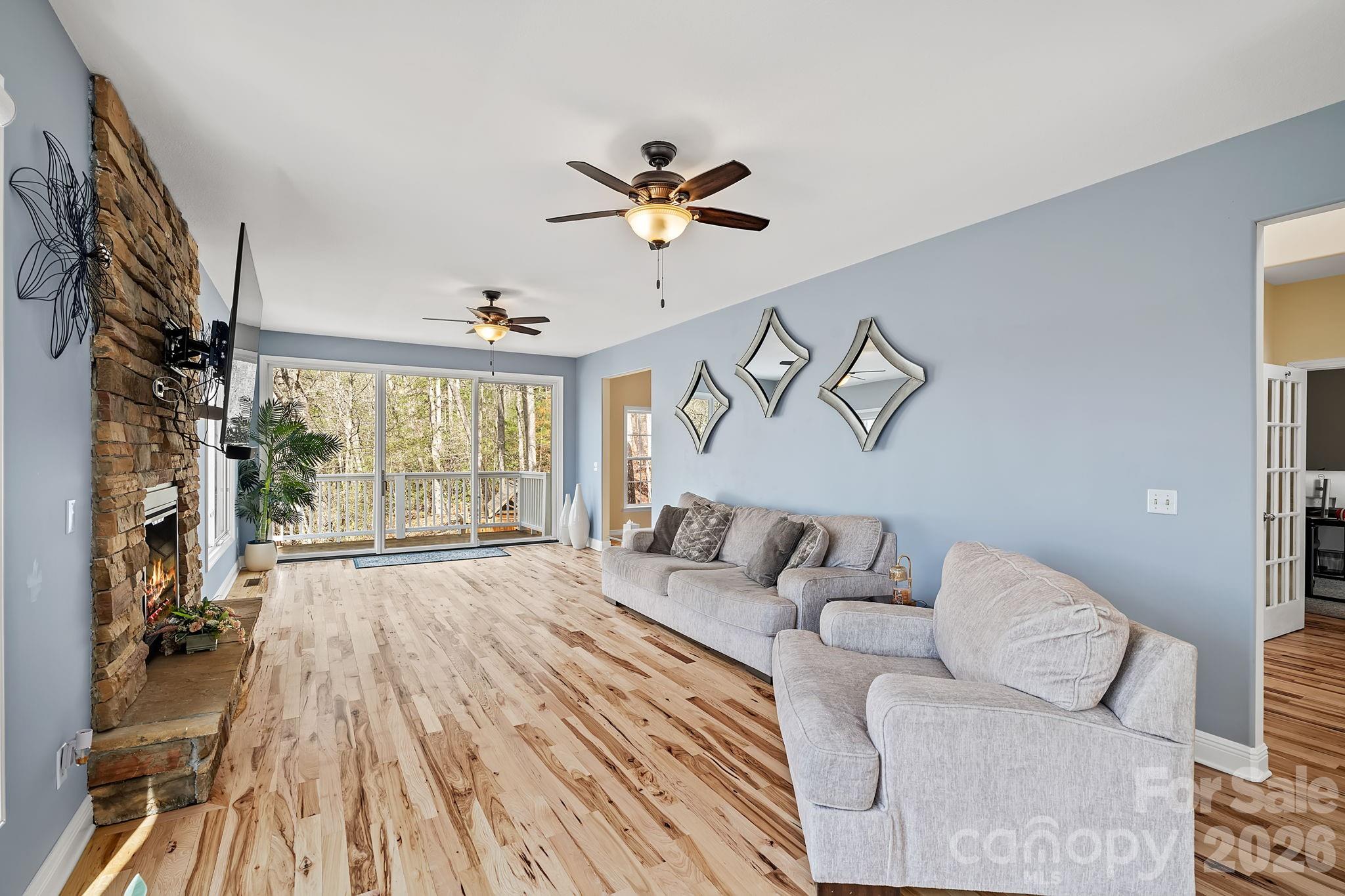 Laurel Woods - Residential