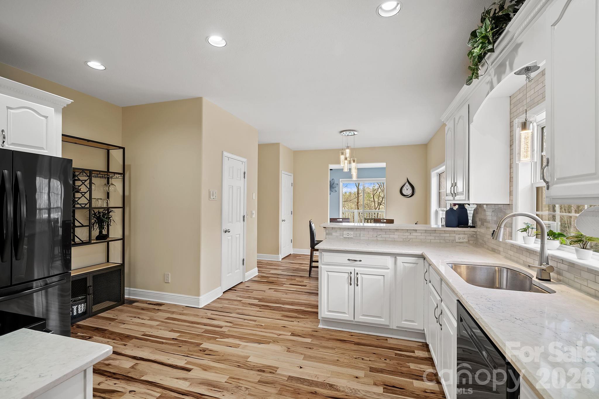 Laurel Woods - Residential