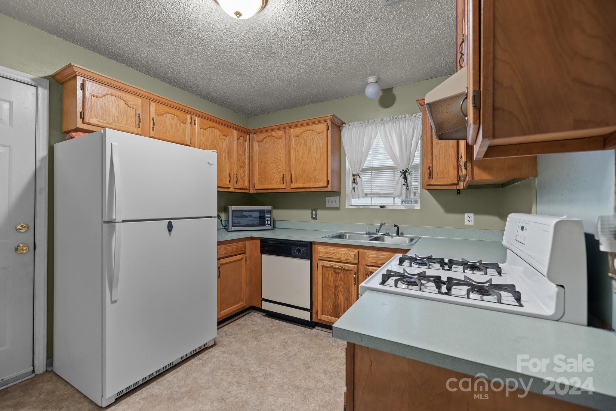 Cherry Meadows - Residential