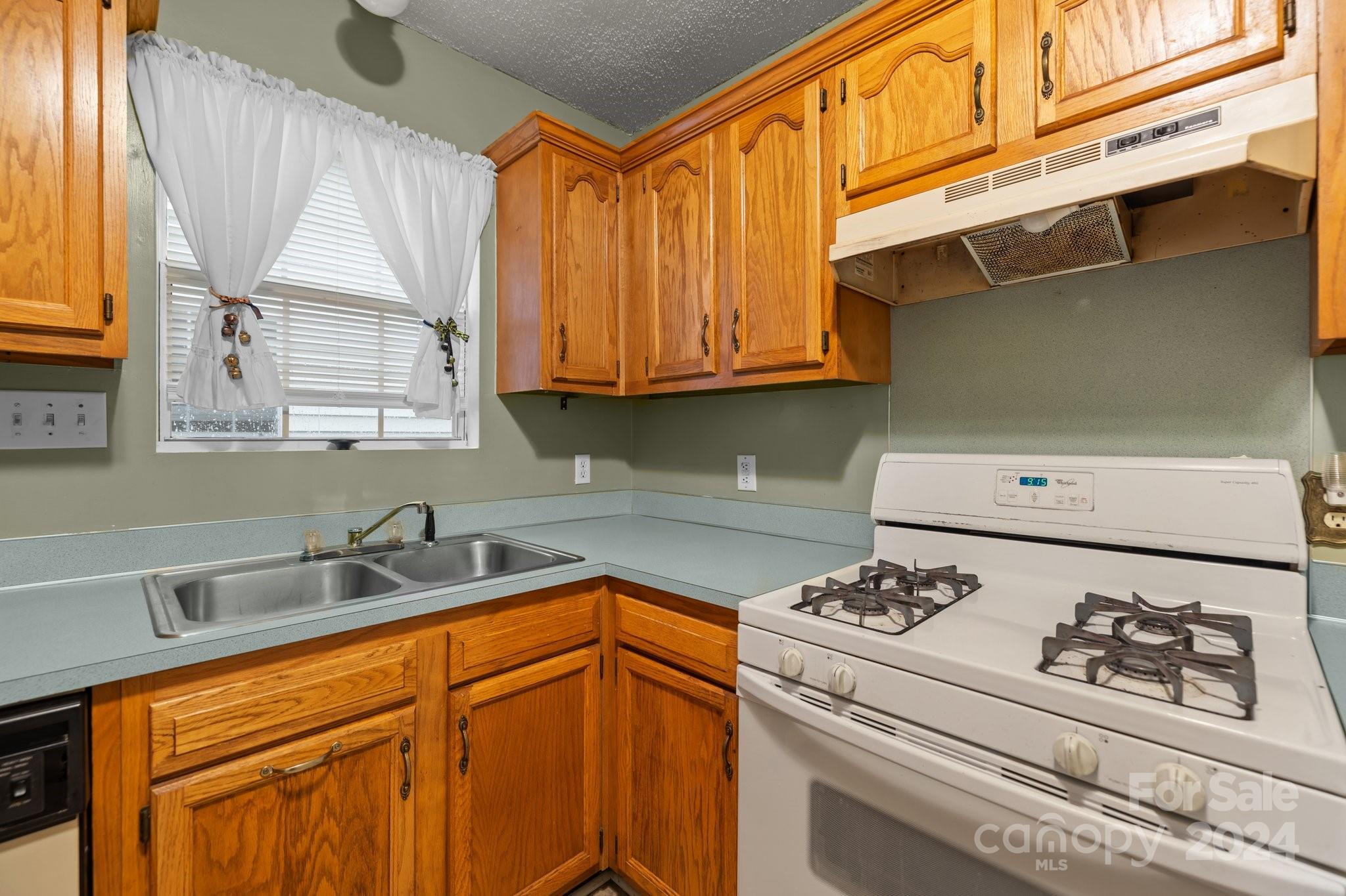 Cherry Meadows - Residential