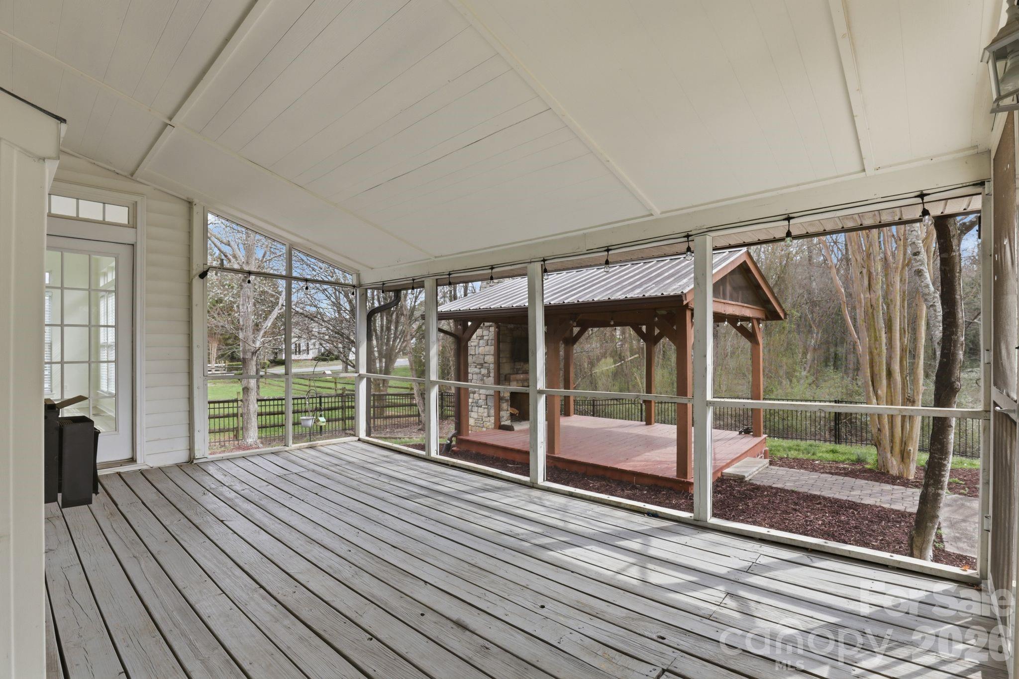 Stoney Creek - Residential