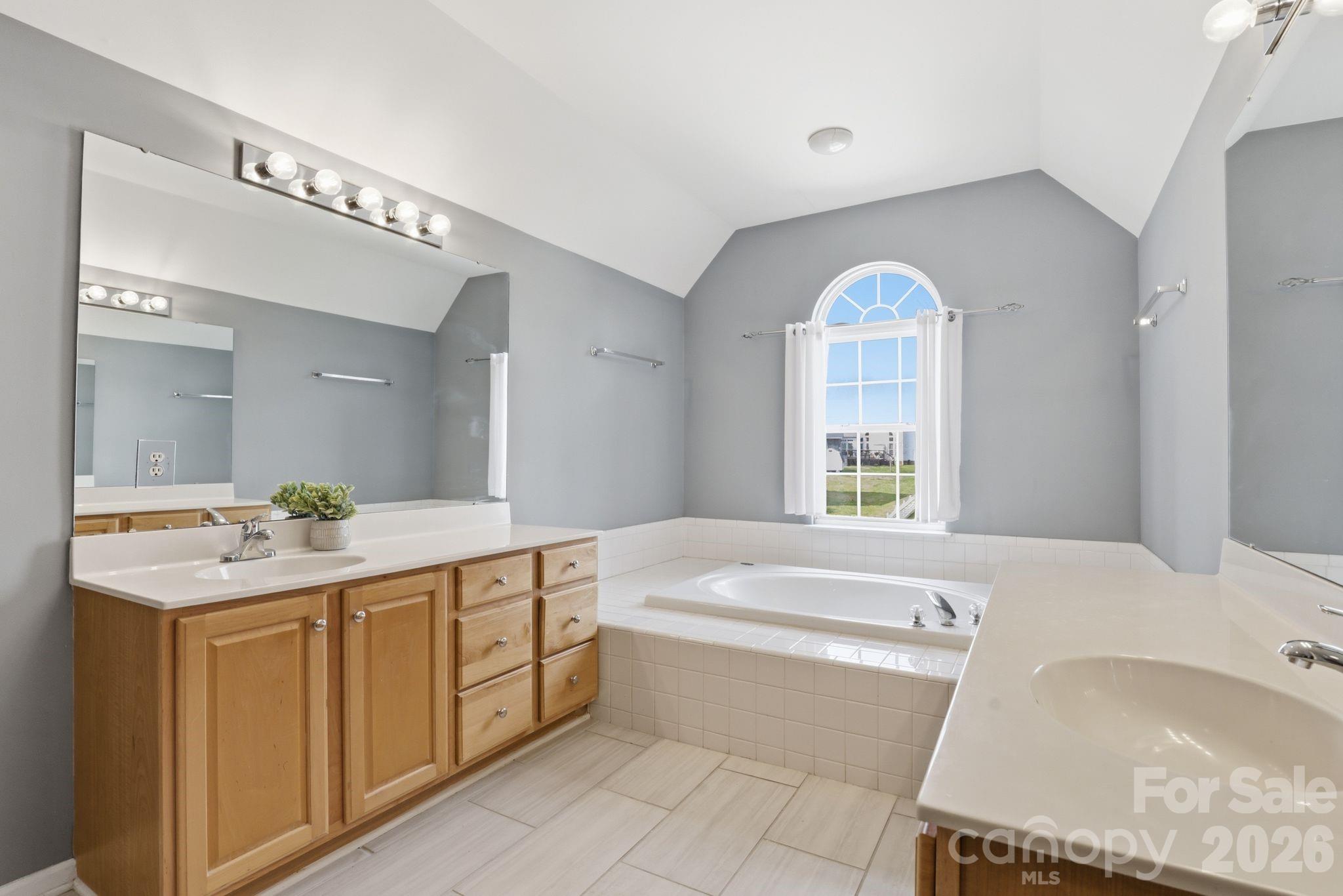 Stoney Creek - Residential