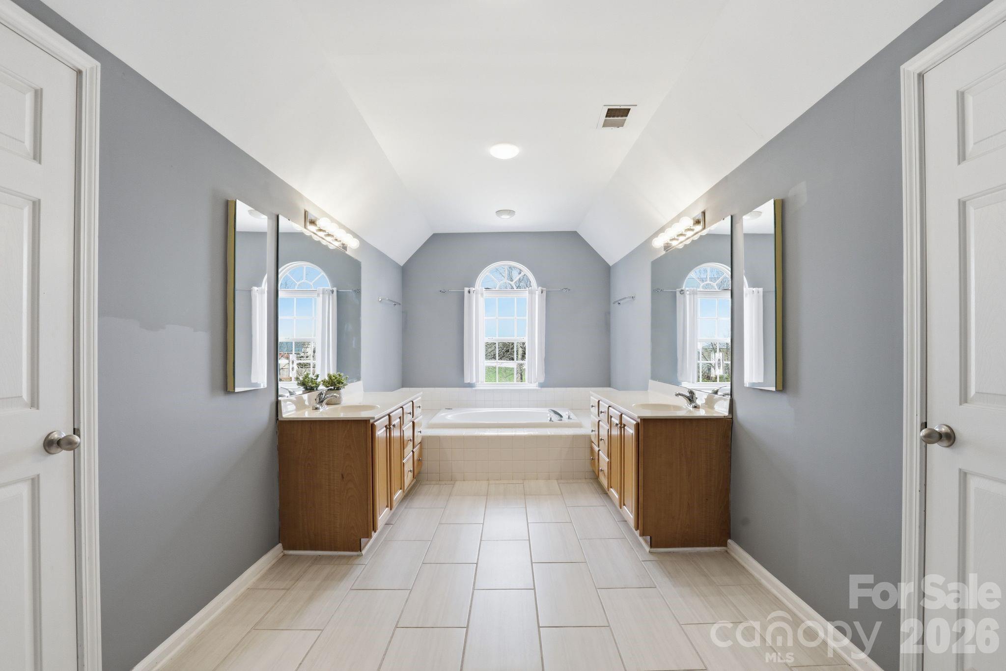 Stoney Creek - Residential