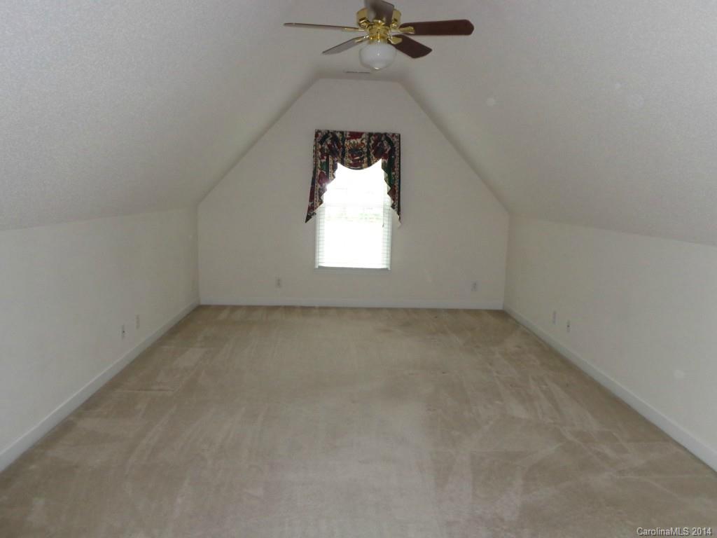 Holland Downs - Residential