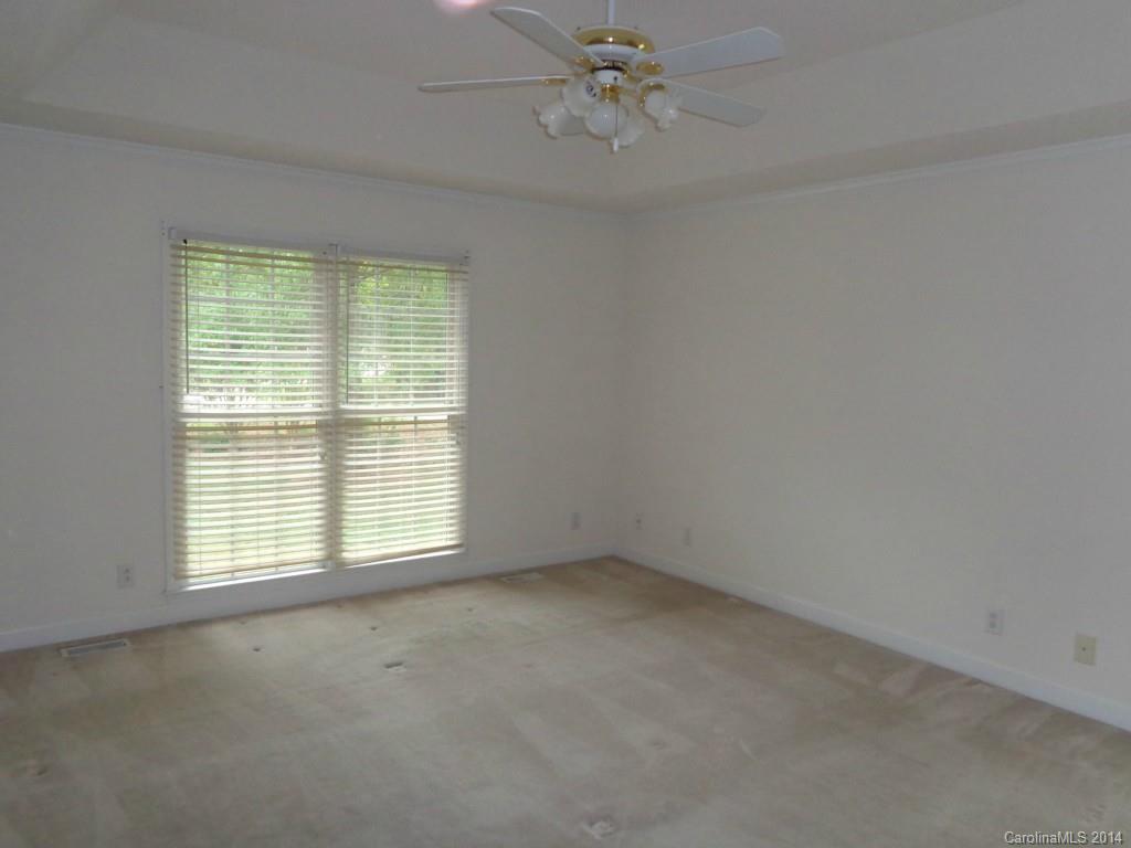 Holland Downs - Residential