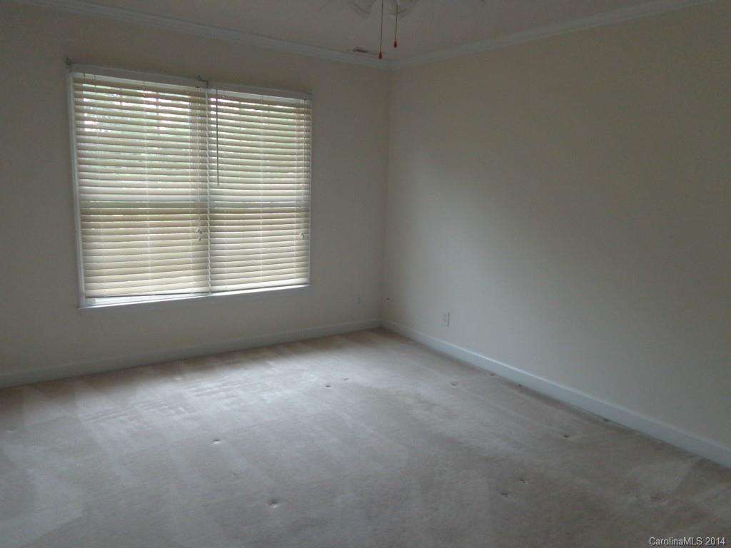 Holland Downs - Residential