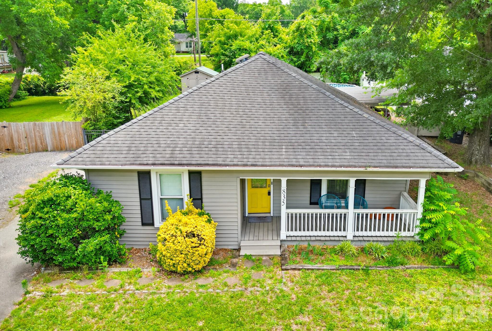 835 Old Charlotte Road SW