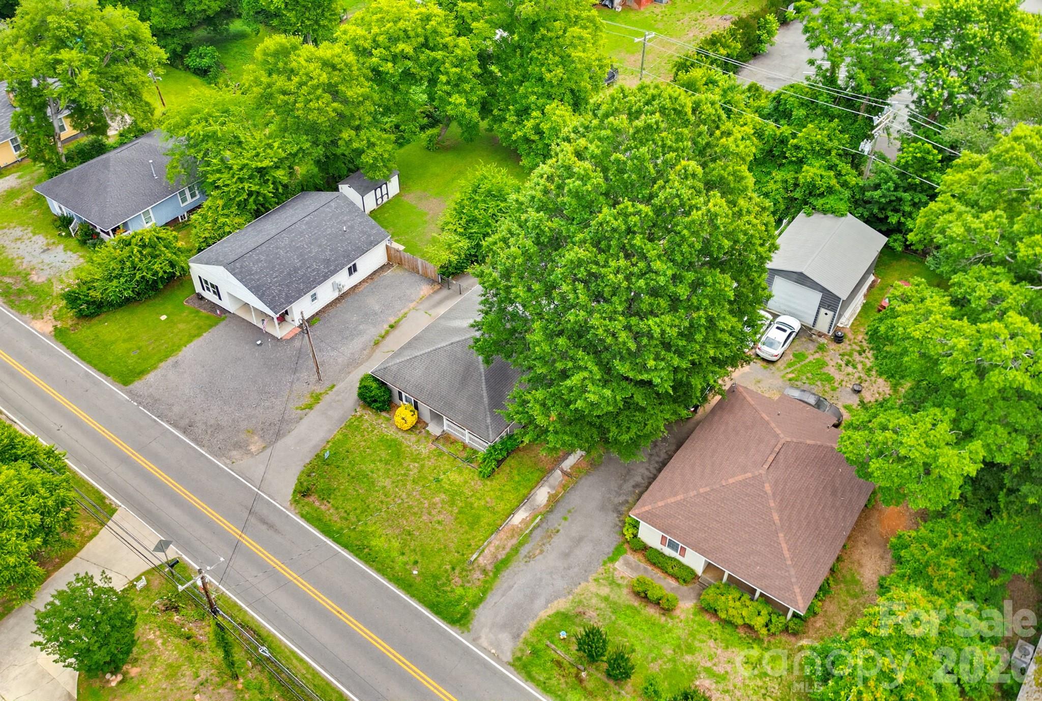 835 Old Charlotte Road SW