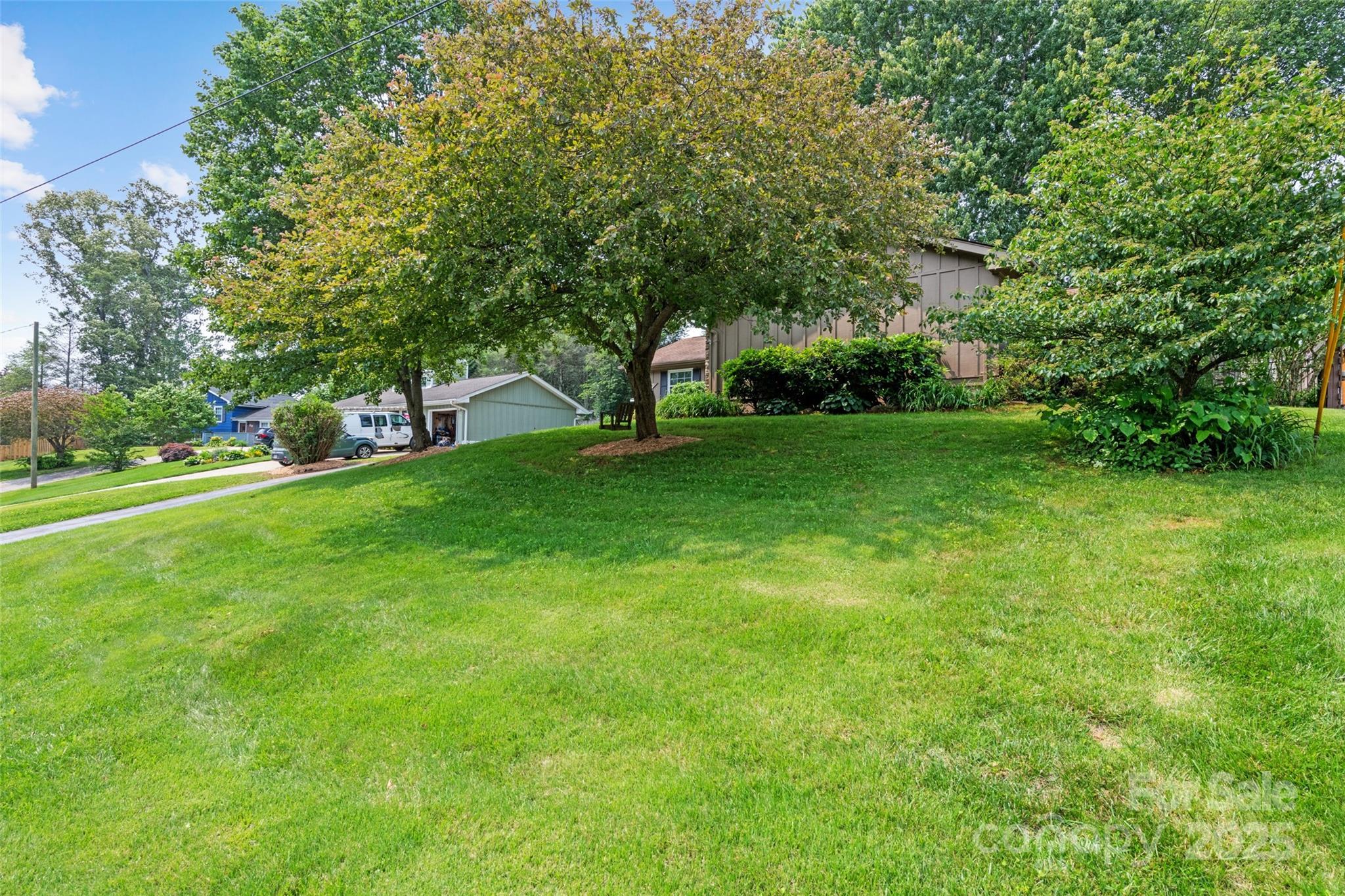 16 Fieldstone Court