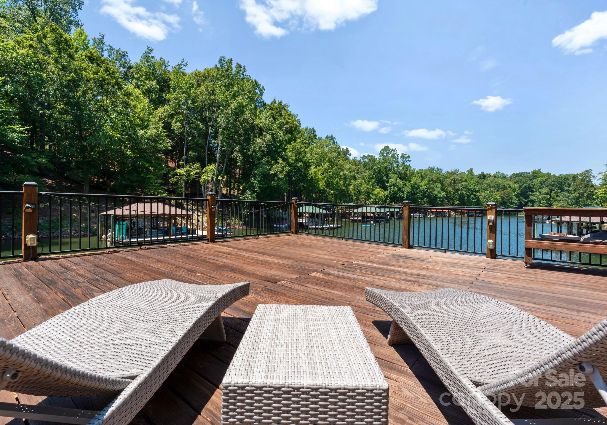 Mt Isle Harbor - Residential