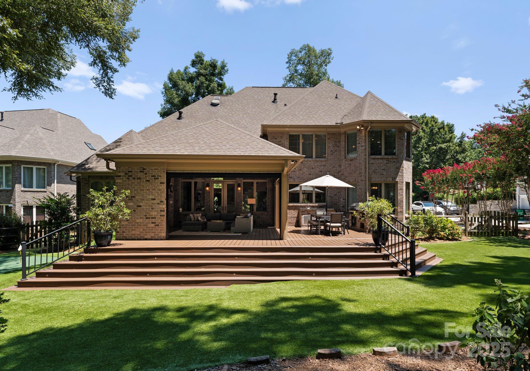2317 Mt Isle Harbor Drive
