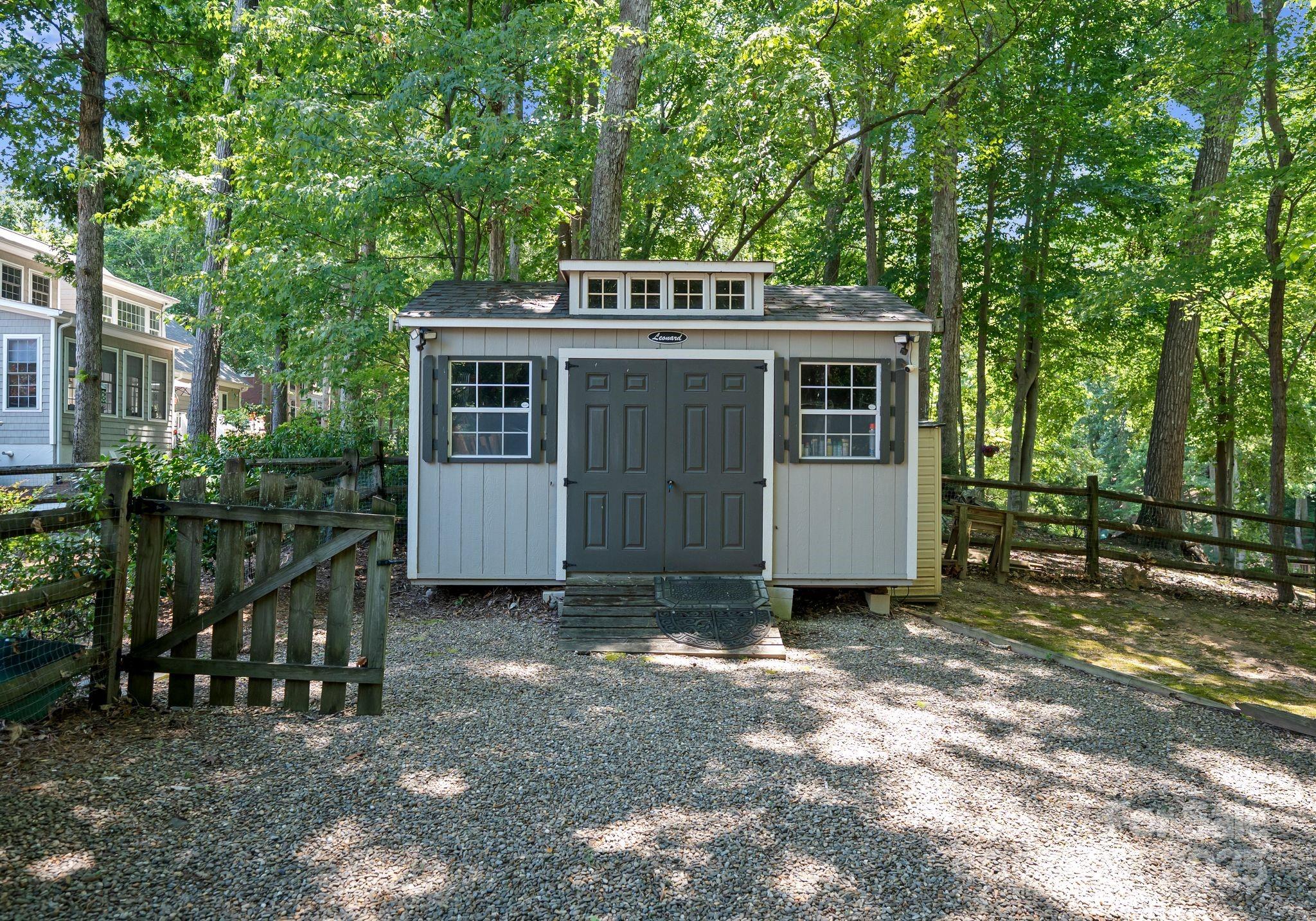 Mt Isle Harbor - Residential