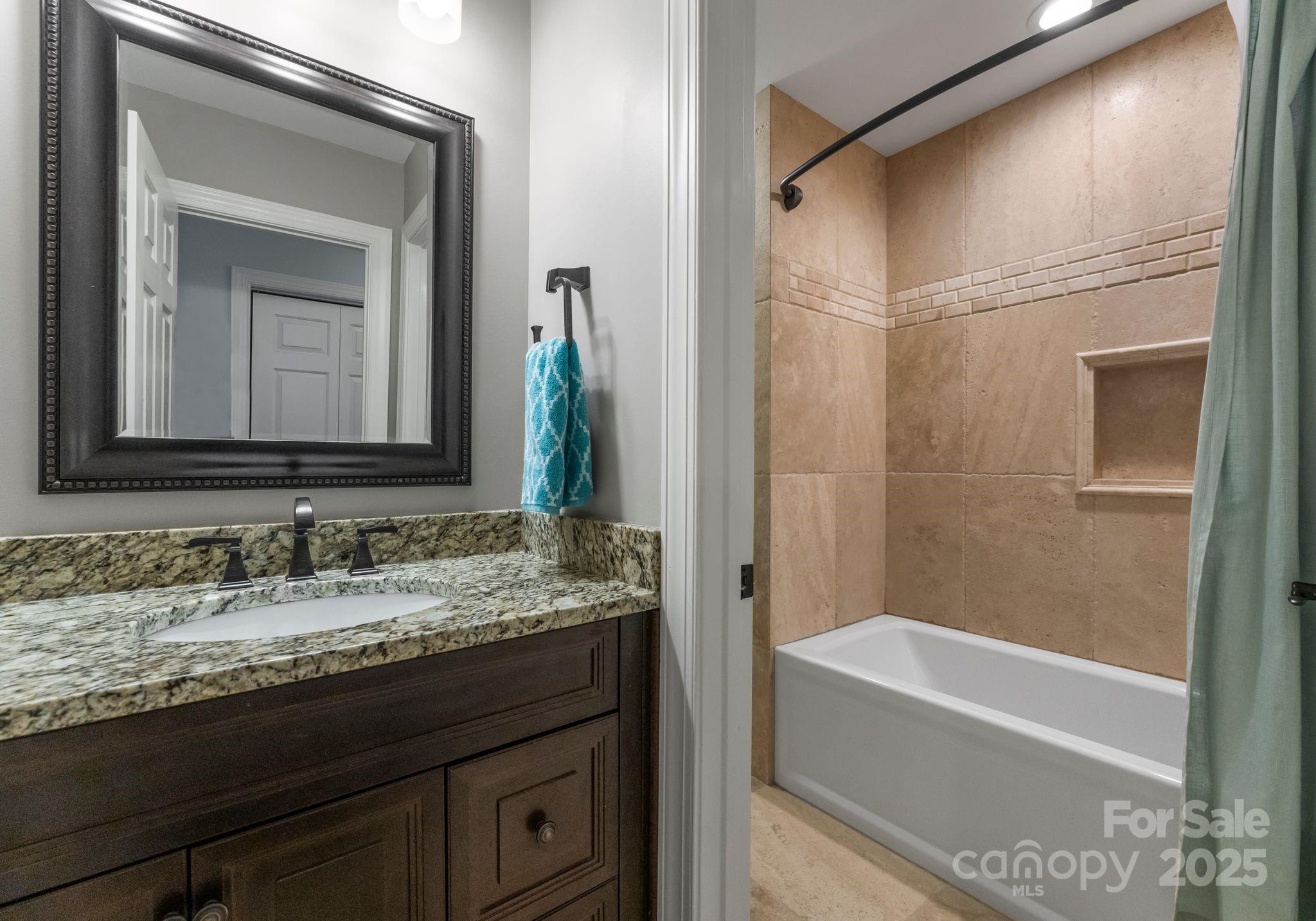 Mt Isle Harbor - Residential