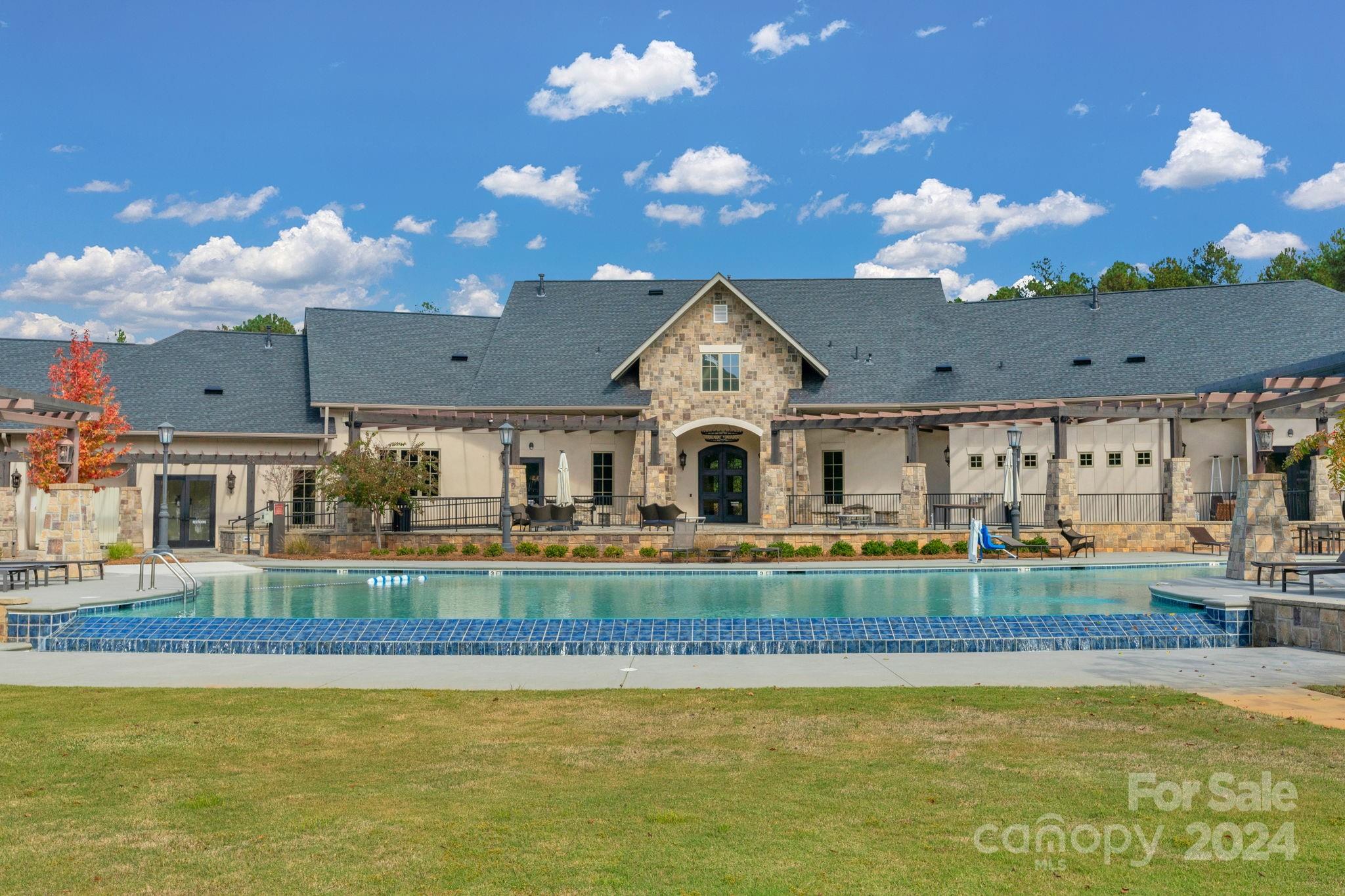 Riverchase Estates - Land