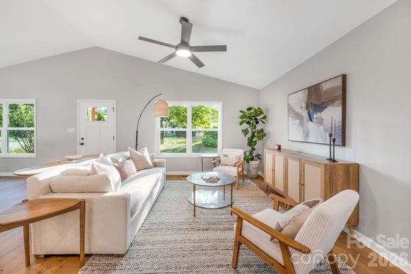 1182 CRABTREE RD, WAYNESVILLE, NC 28785 - Image afa934cdc7afff461b410bc4587e006a/1318637447