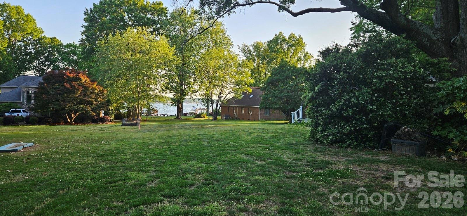 Point Largo - Residential