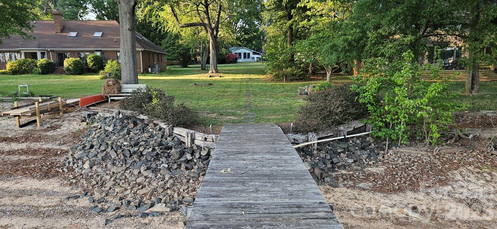 Point Largo - Residential