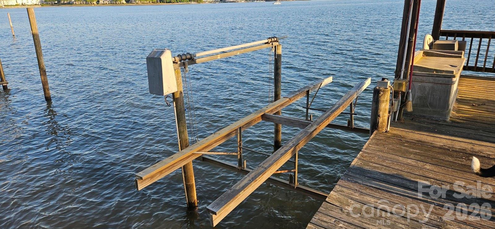 Point Largo - Residential