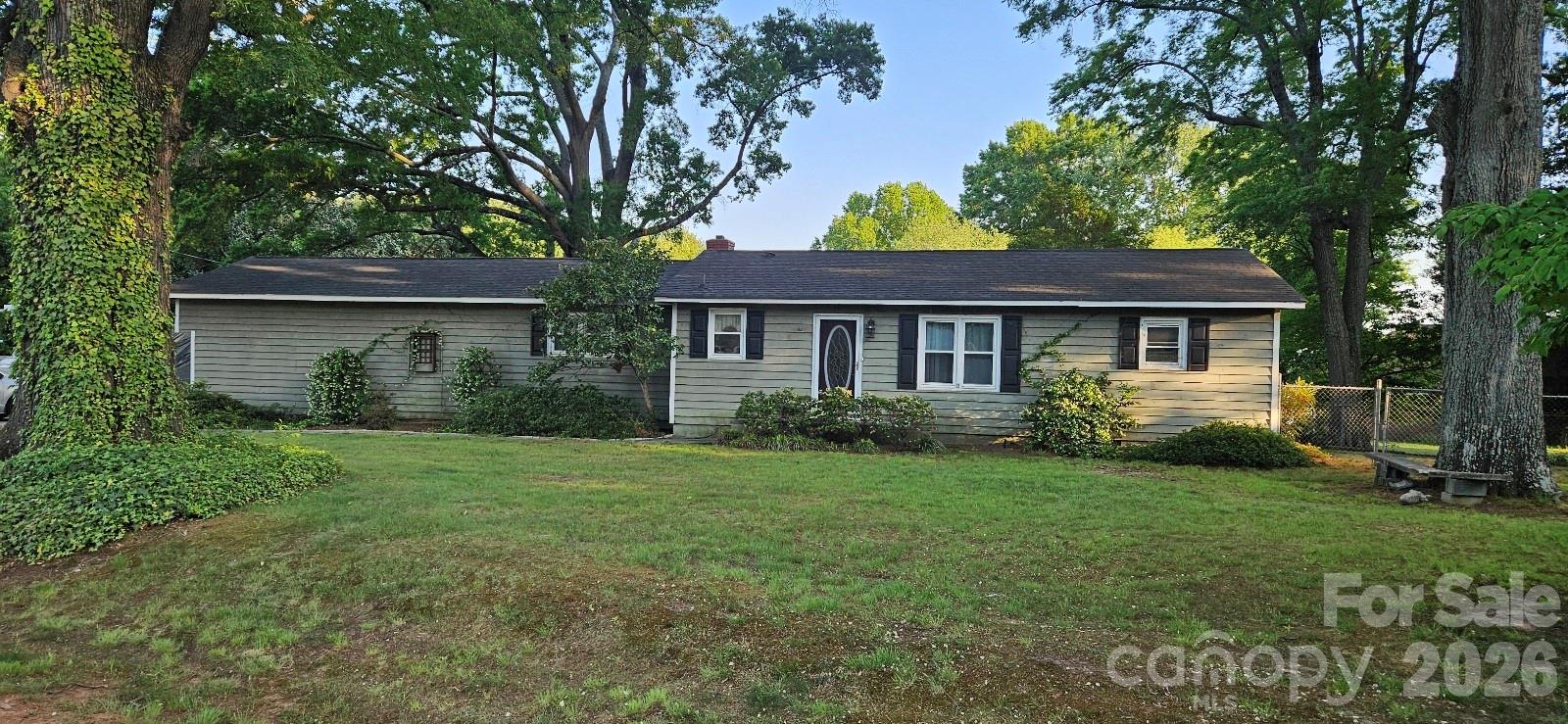 Point Largo - Residential