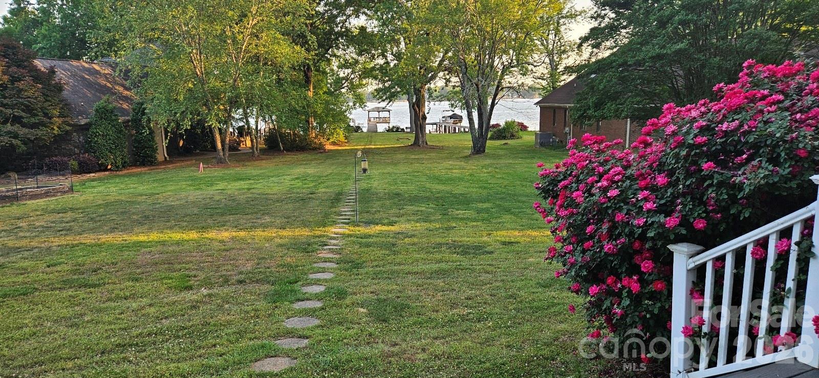 Point Largo - Residential