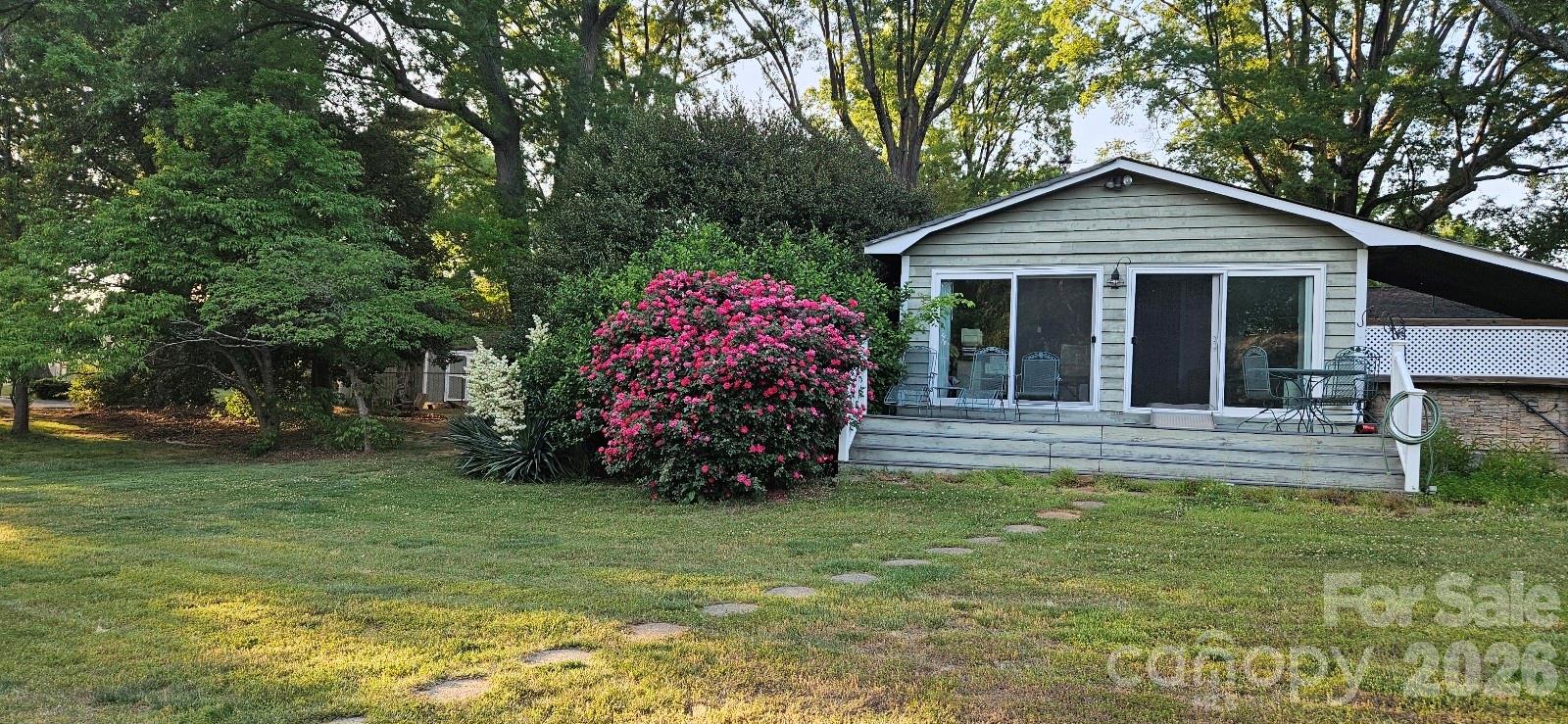 Point Largo - Residential