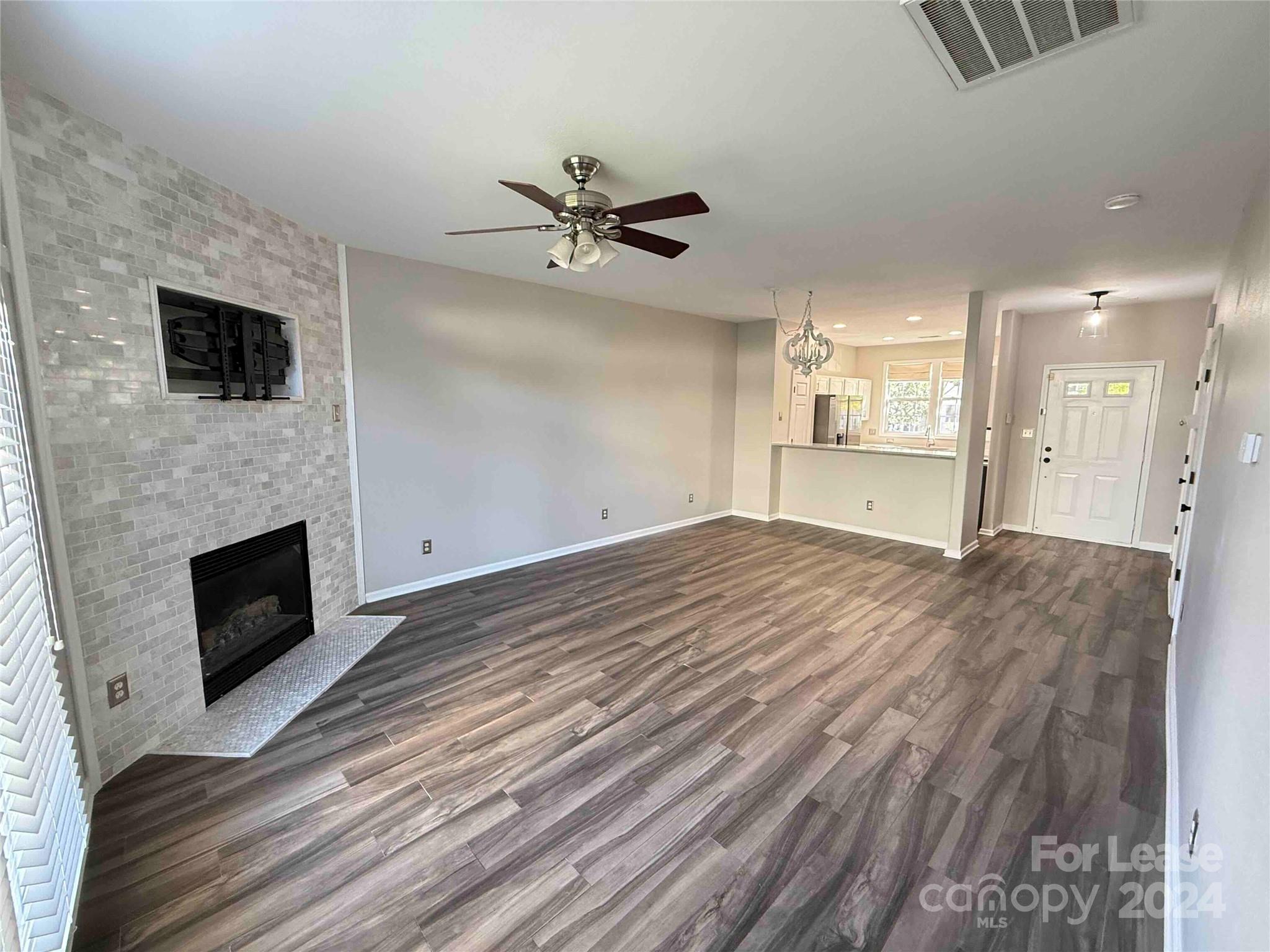 Arlington - Residential Lease