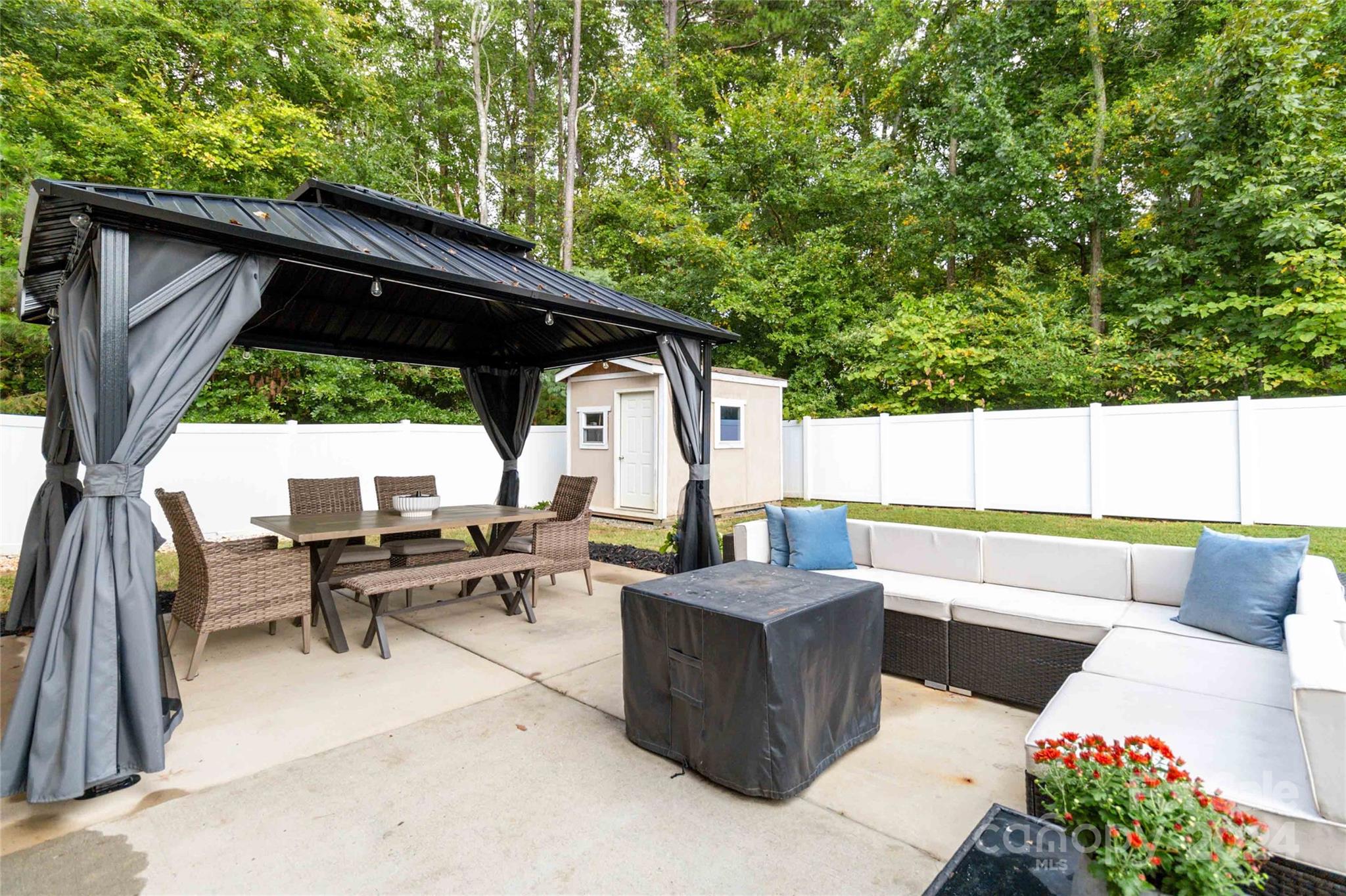 Northlake Landing - Residential