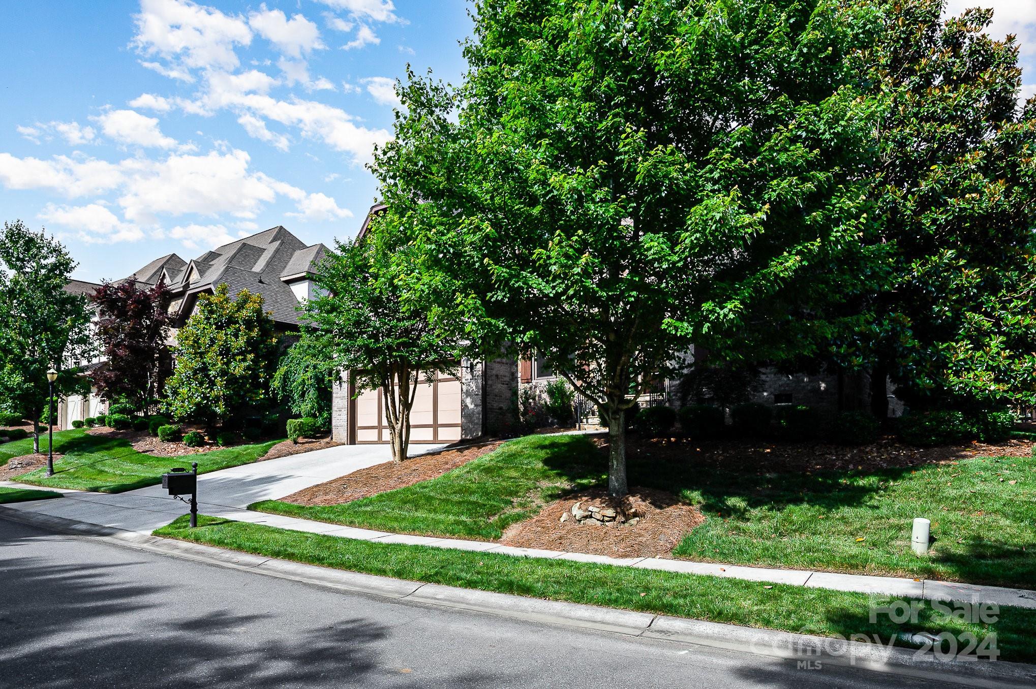 Green Park - Residential