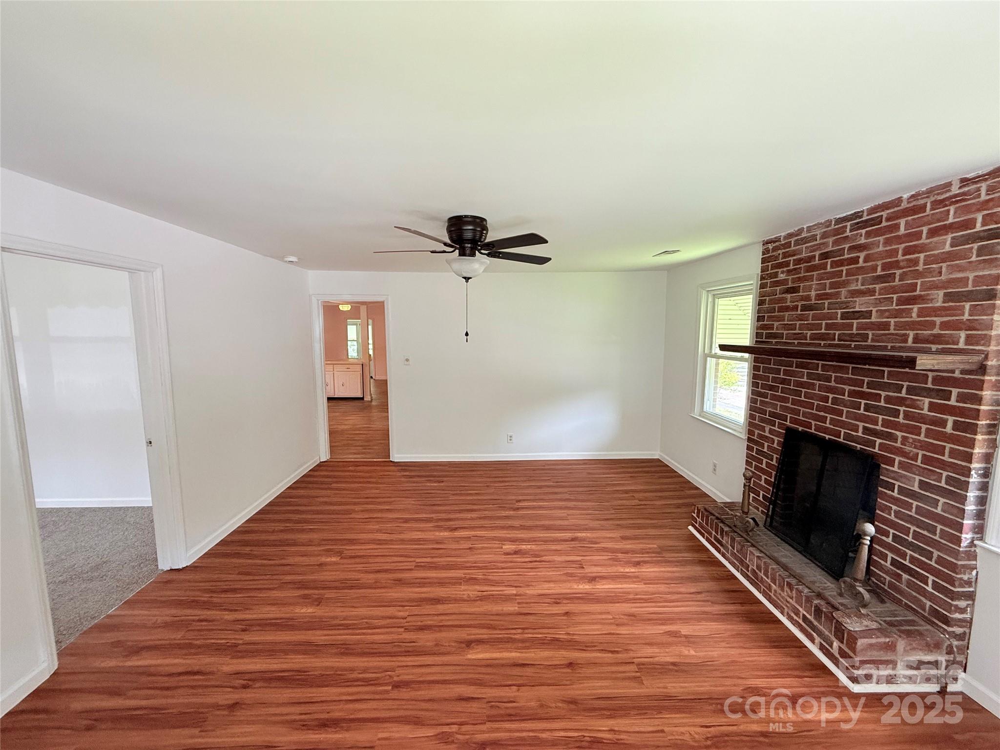 213 Jewel Street