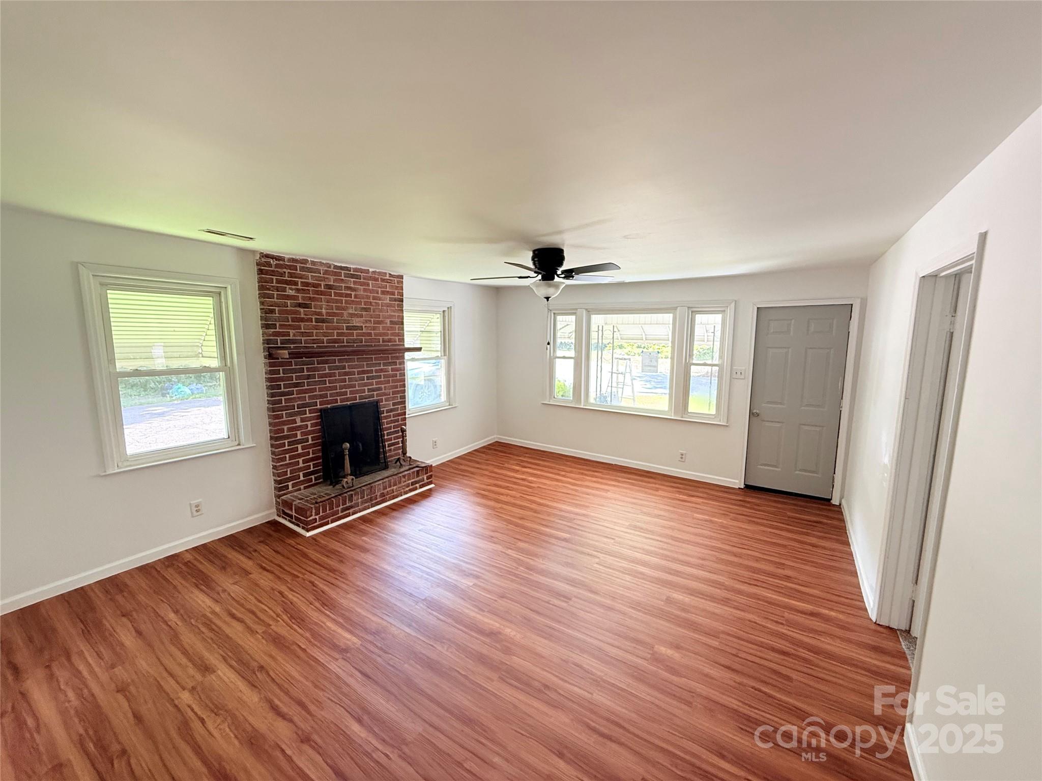 213 Jewel Street