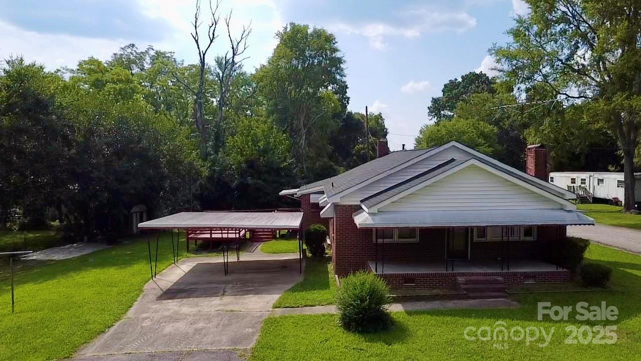 213 Jewel Street