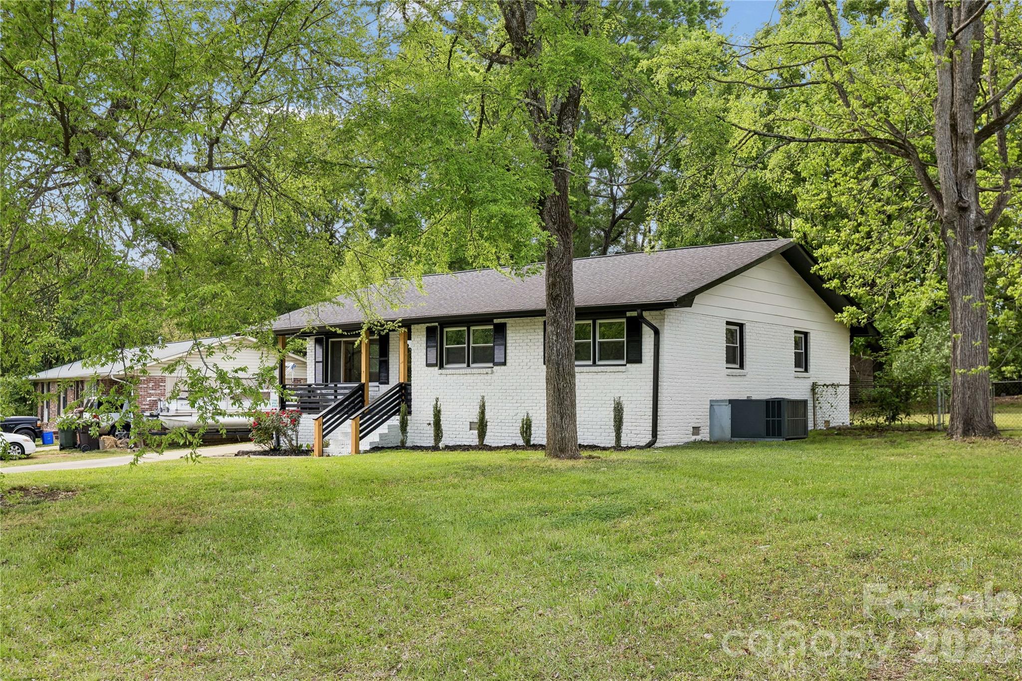 2075 Franklin Street