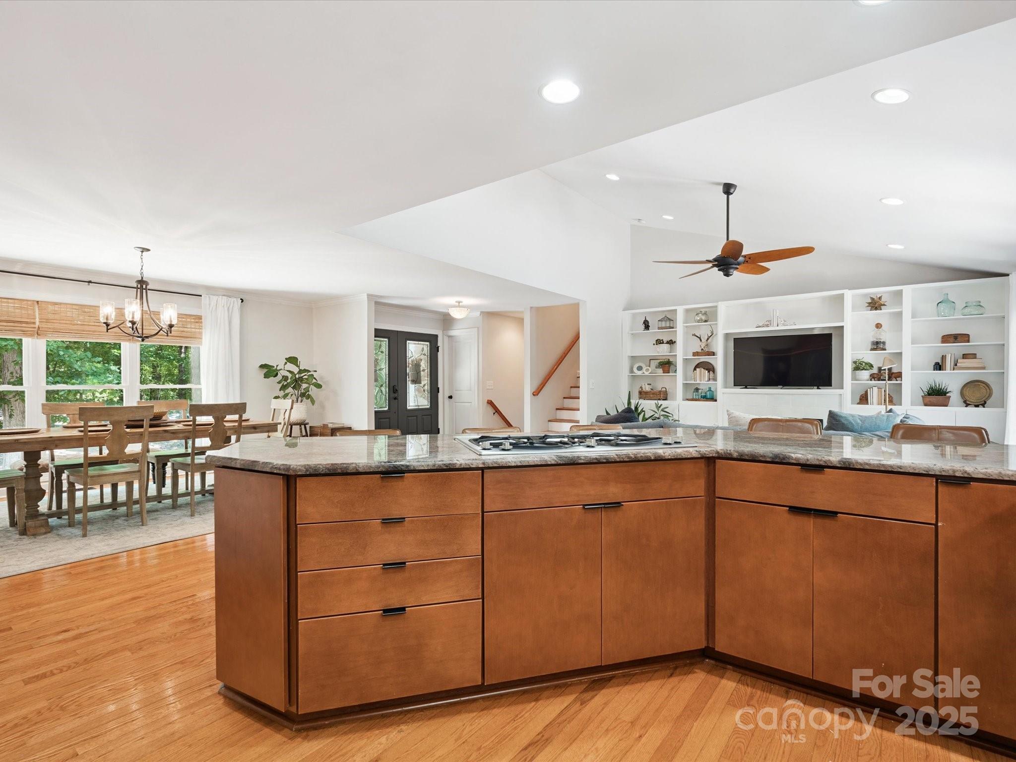 Olde Williamsburg - Residential