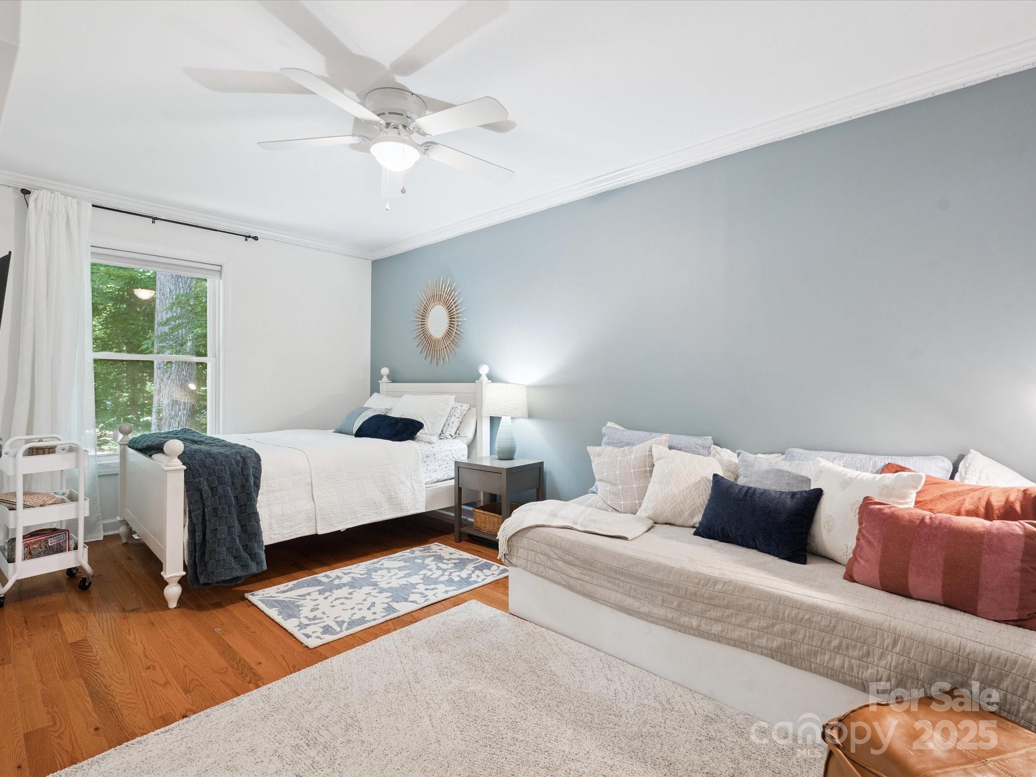 Olde Williamsburg - Residential