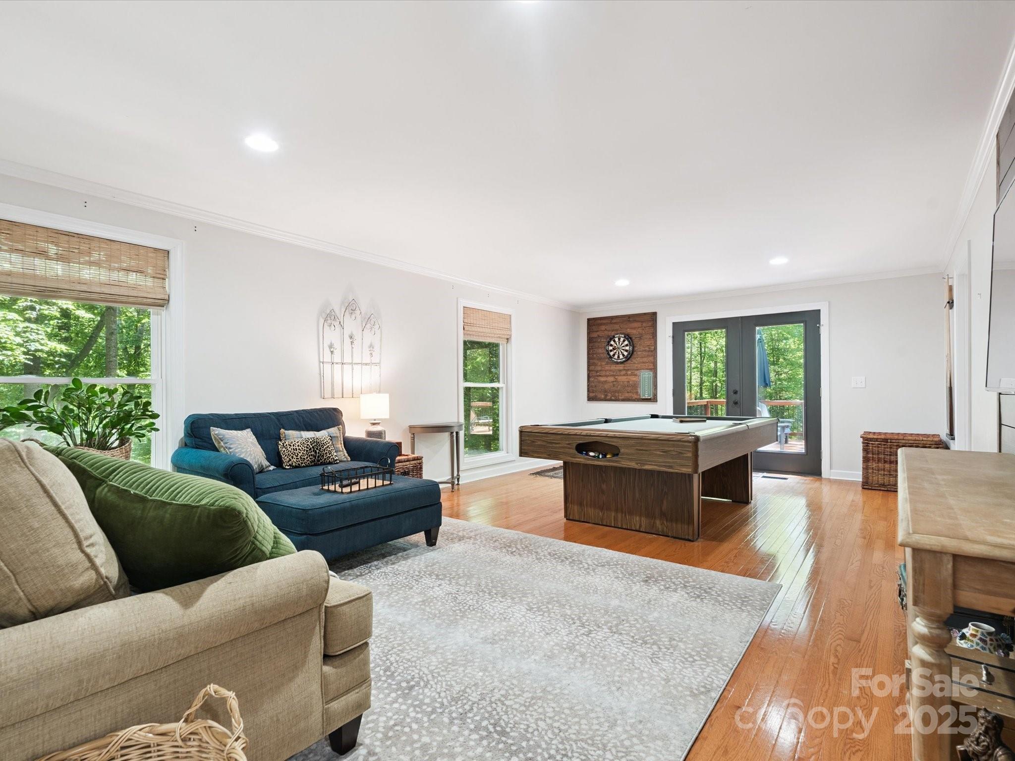 Olde Williamsburg - Residential