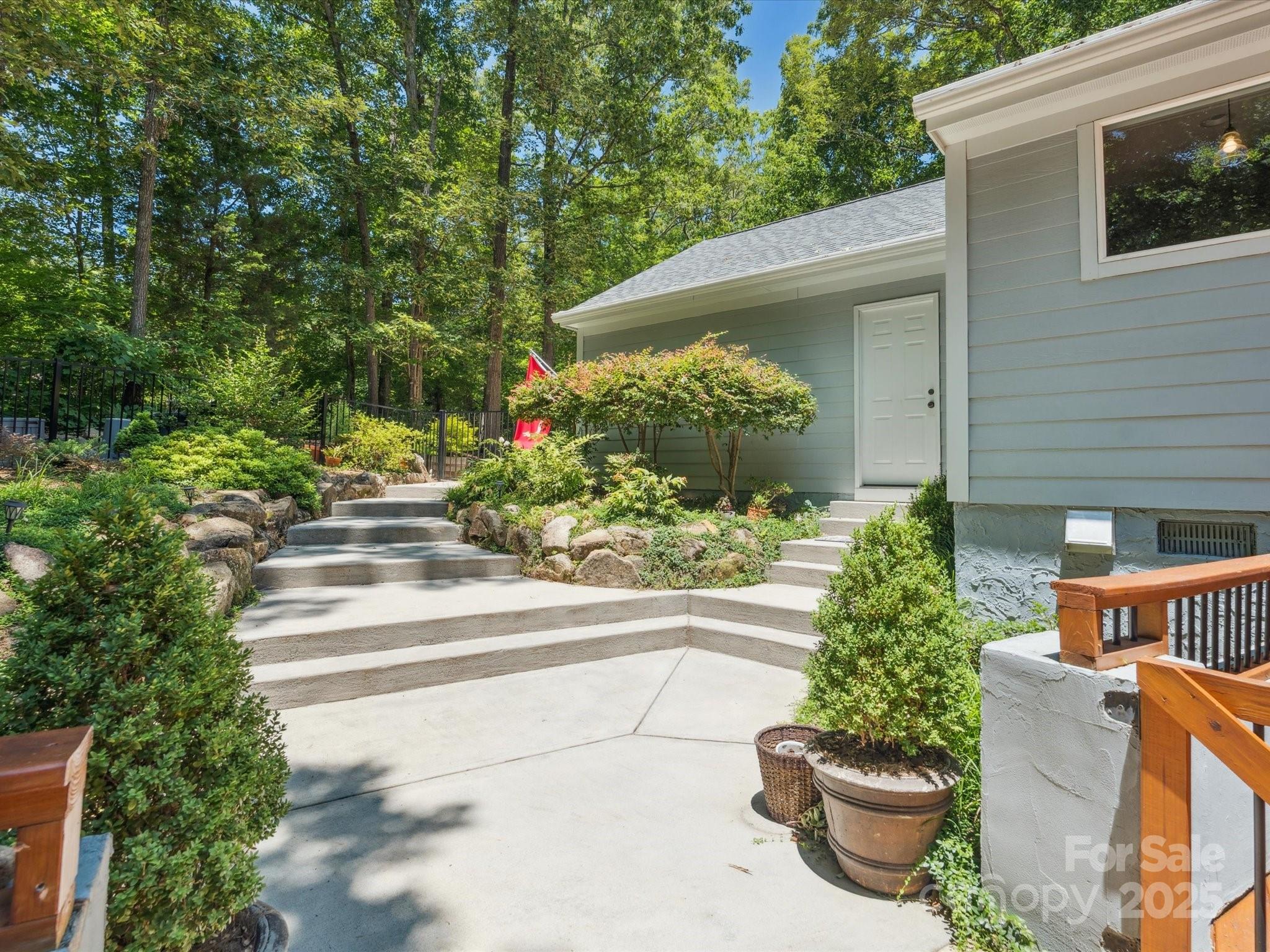 Olde Williamsburg - Residential